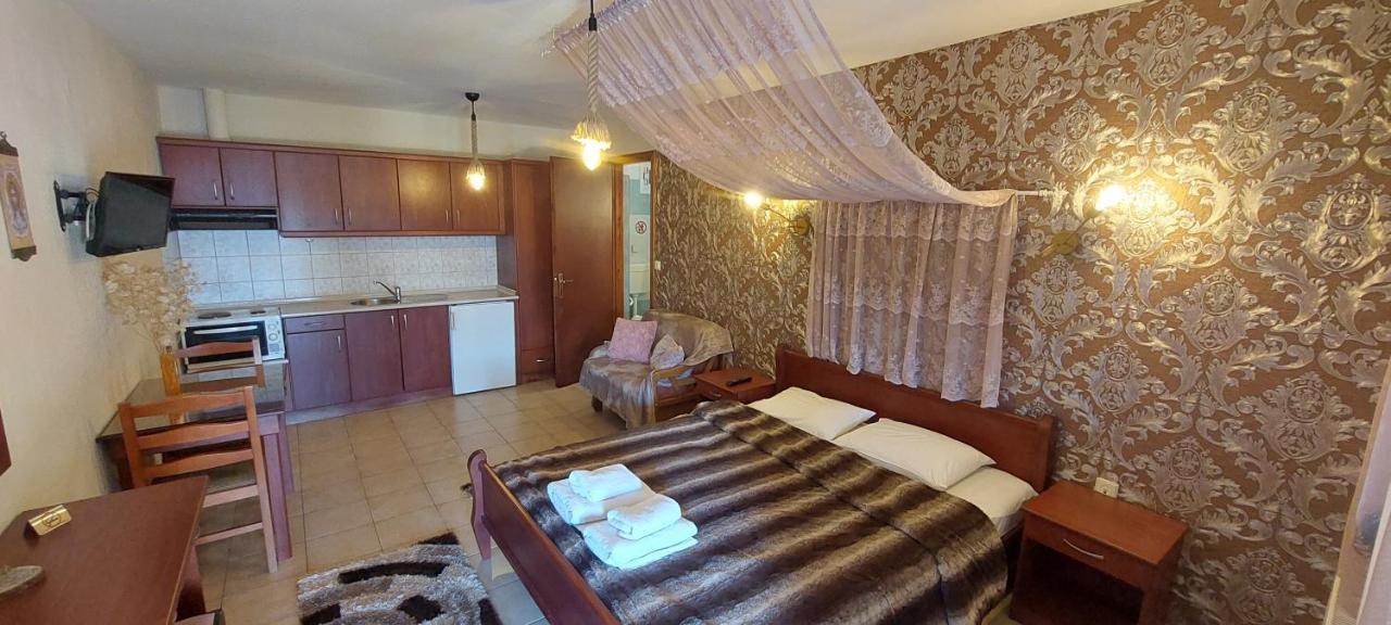 Apartamento Galini Káto Loutrákion Exterior foto